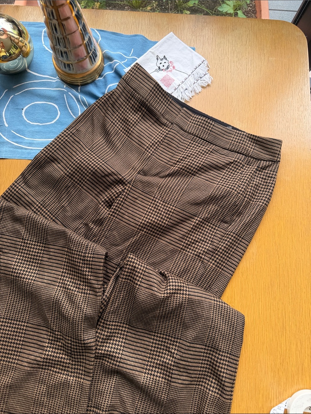 Alice + Olivia Brown Glen Plaid Pants - Picture 9 of 9
